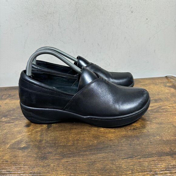 Dansko Abigail Black‎ 7400020200 Leather Slip On Clog Shoes Women's Size 10.5 - Picture 1 of 9